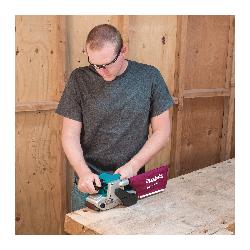 
                  
                    Makita_9903_2
                  
                